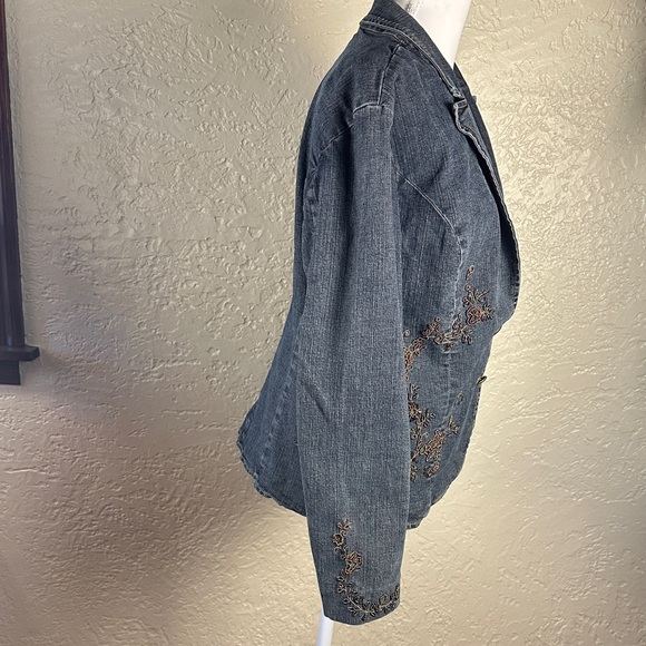 Casual Corner Dark Blue Embroidered‎ Beaded Jean Jacket 12 - Picture 3 of 9
